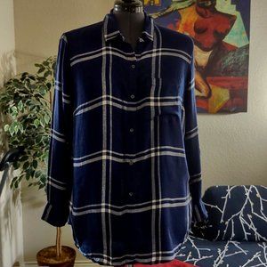 Old Navy Blue & White Plaid Button Down Shirt